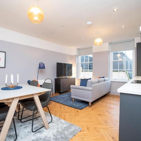 Ferienwohnung Pass The Keys Stunning 2 Bed Retreat In The Heart Of Bath Exterior foto