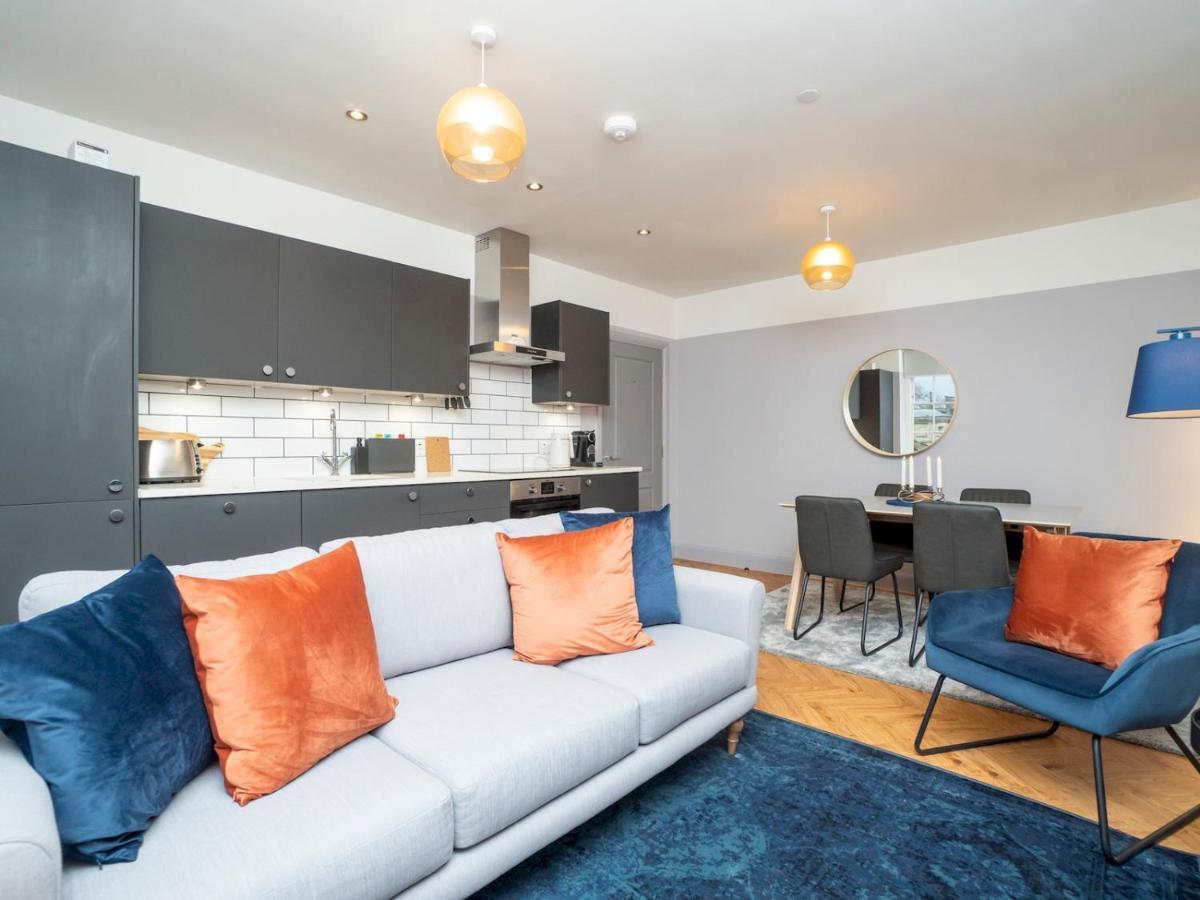 Ferienwohnung Pass The Keys Stunning 2 Bed Retreat In The Heart Of Bath Exterior foto