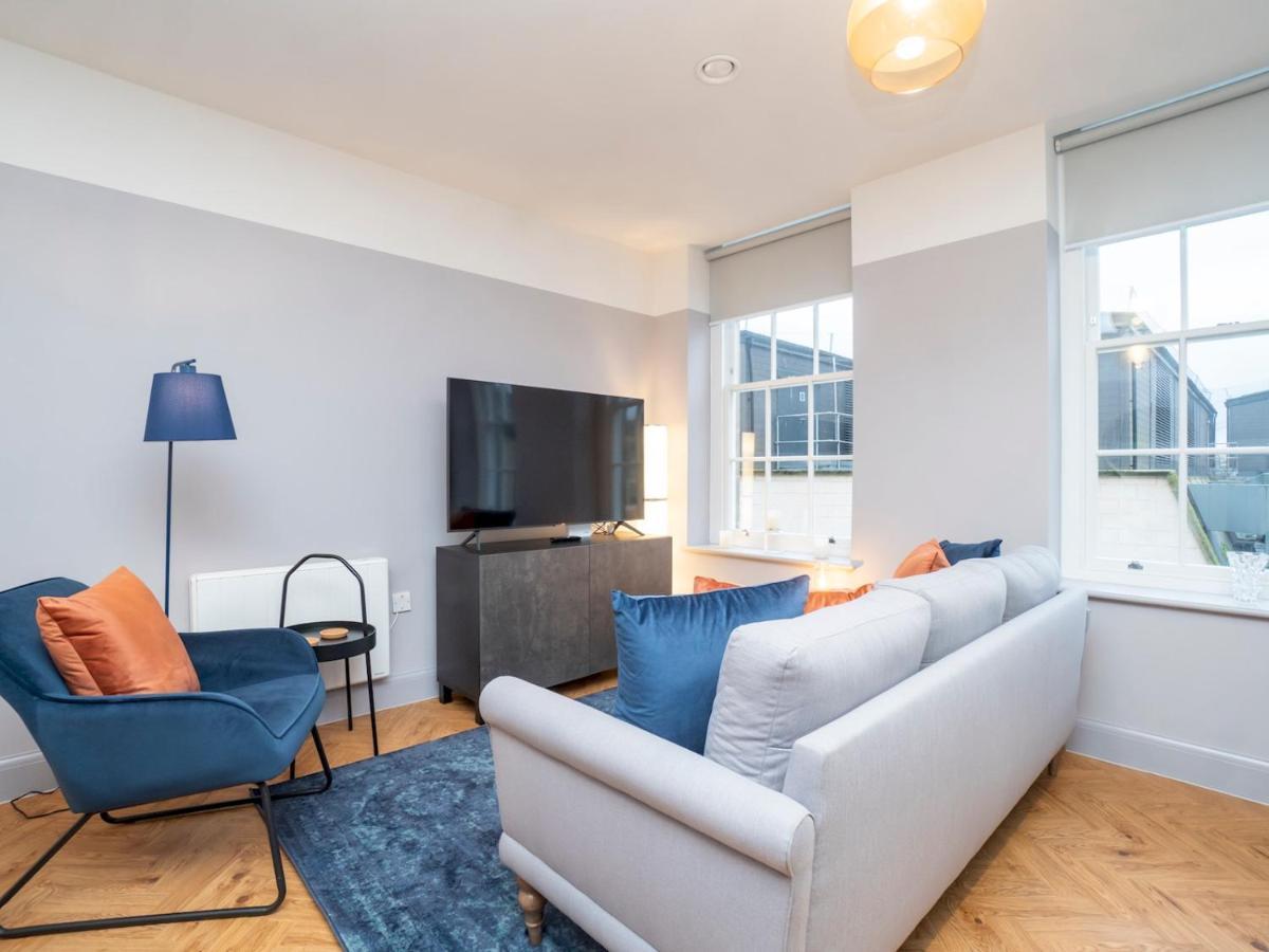 Ferienwohnung Pass The Keys Stunning 2 Bed Retreat In The Heart Of Bath Exterior foto