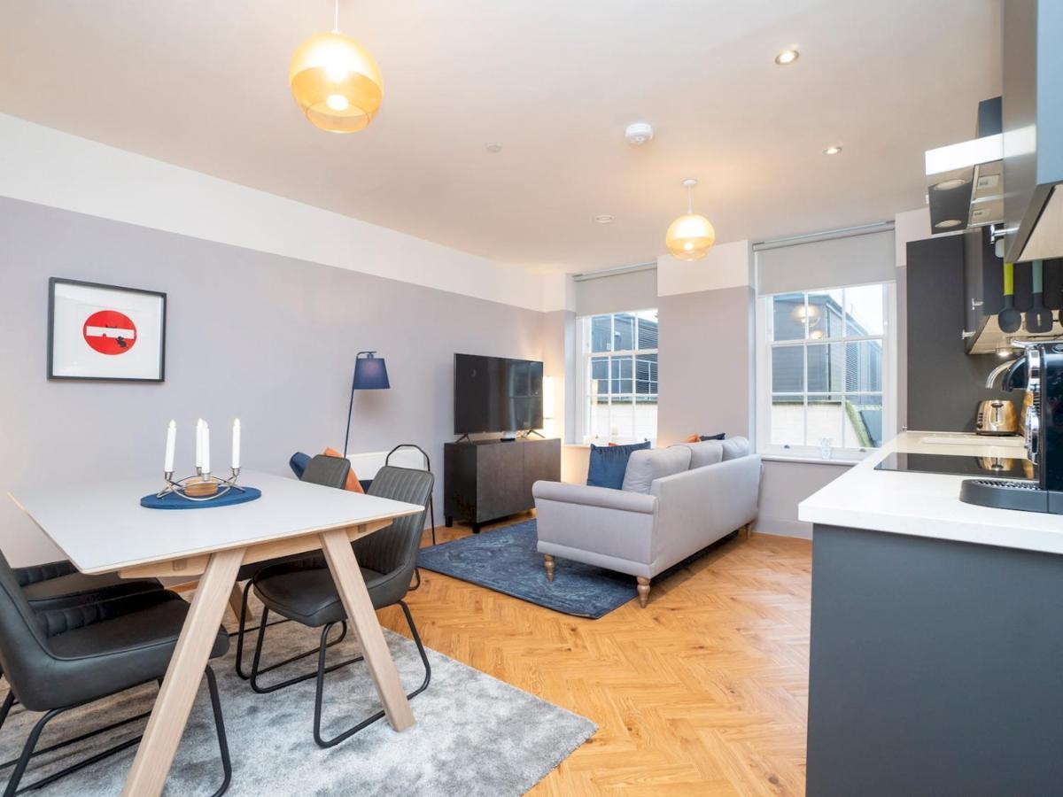 Ferienwohnung Pass The Keys Stunning 2 Bed Retreat In The Heart Of Bath Exterior foto