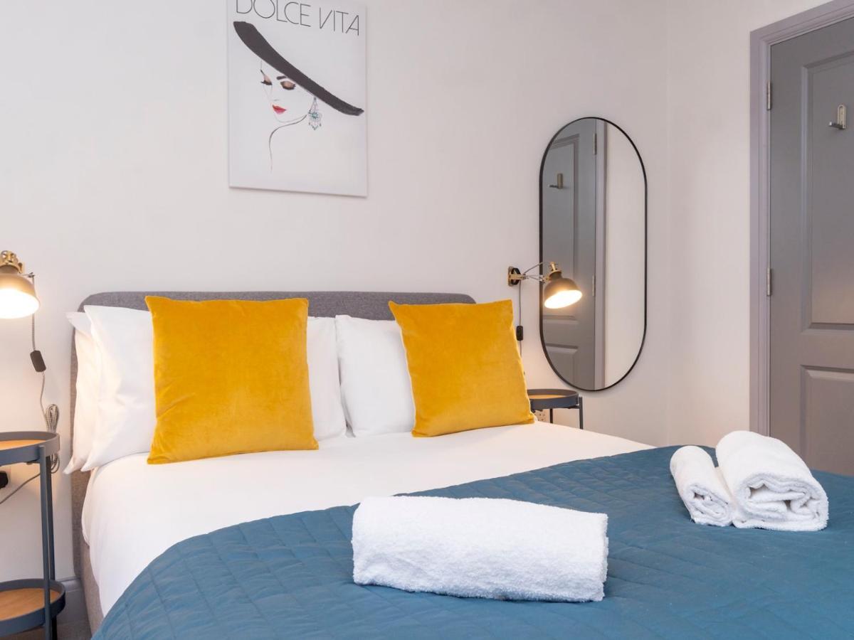 Ferienwohnung Pass The Keys Stunning 2 Bed Retreat In The Heart Of Bath Exterior foto